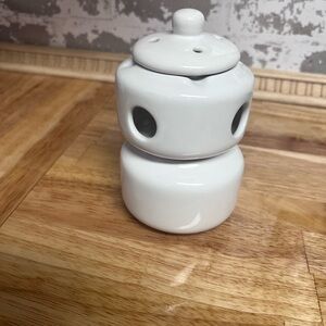 Candle-Lite Potpourri Simmer Pot White Ceramic Oil Burner